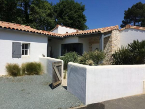 Villa Taru La Palmyre